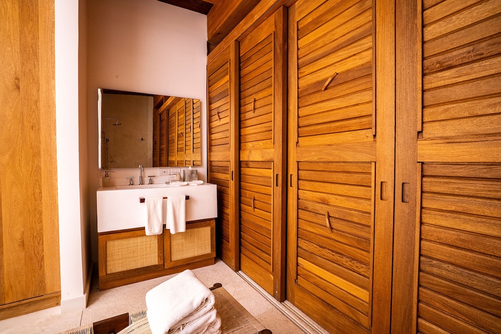 Careyes 114 Oceanfront Luxury With a Spacious Te