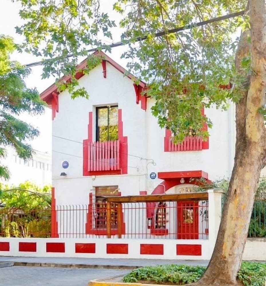 Alma Bed & Breakfast