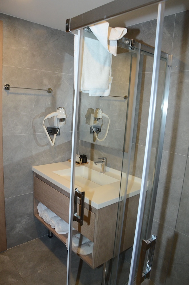 Yalinn Hotel - Image 45