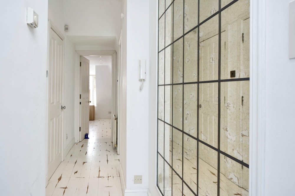 Contemporary 1 bed Apartment Chelsea