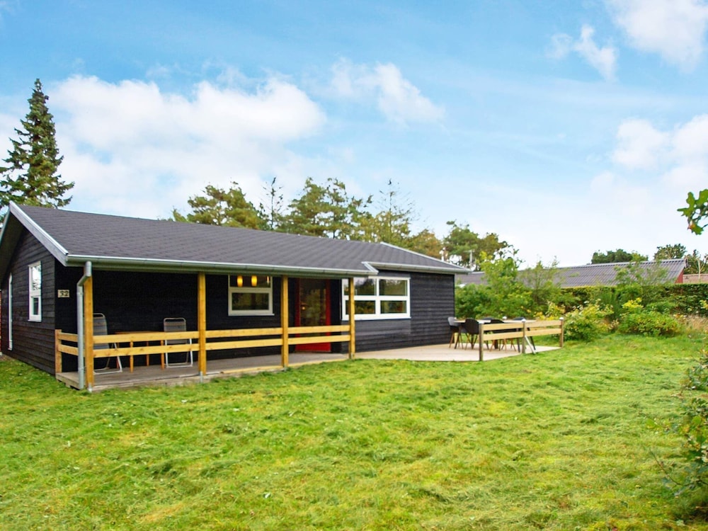 6 Person Holiday Home in Skjern
