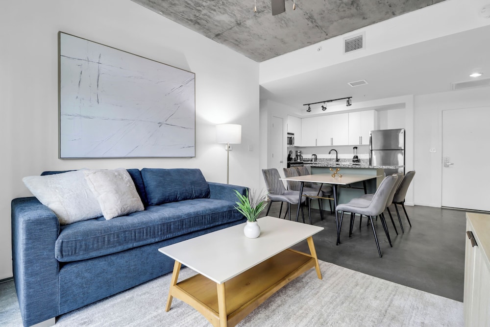 Phoenix Urban Luxury Escape