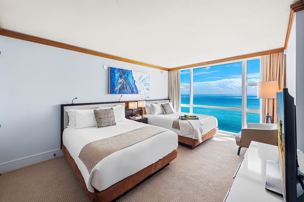 Luxury Vacation Rentals at Carillon Wellness Resort by LRMB
