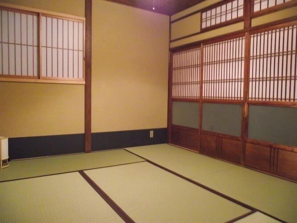 Kyo Machiya Guest House Makuya