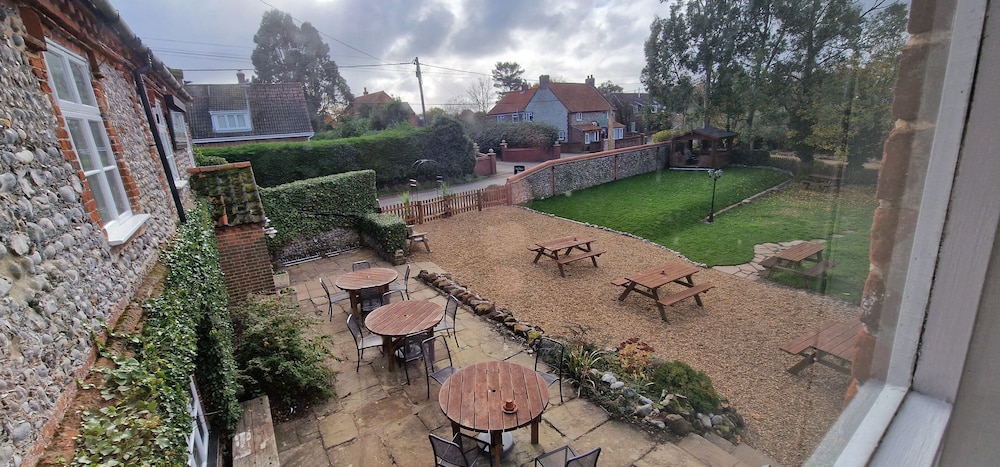 The Wheatsheaf Pub West Beckham