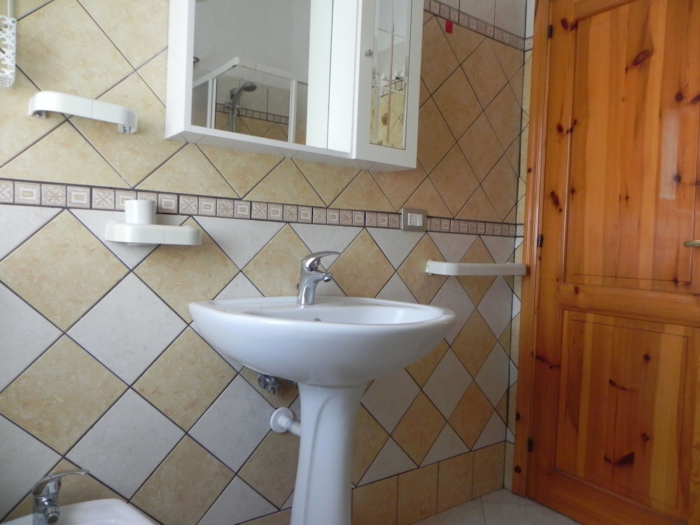 Photo 31