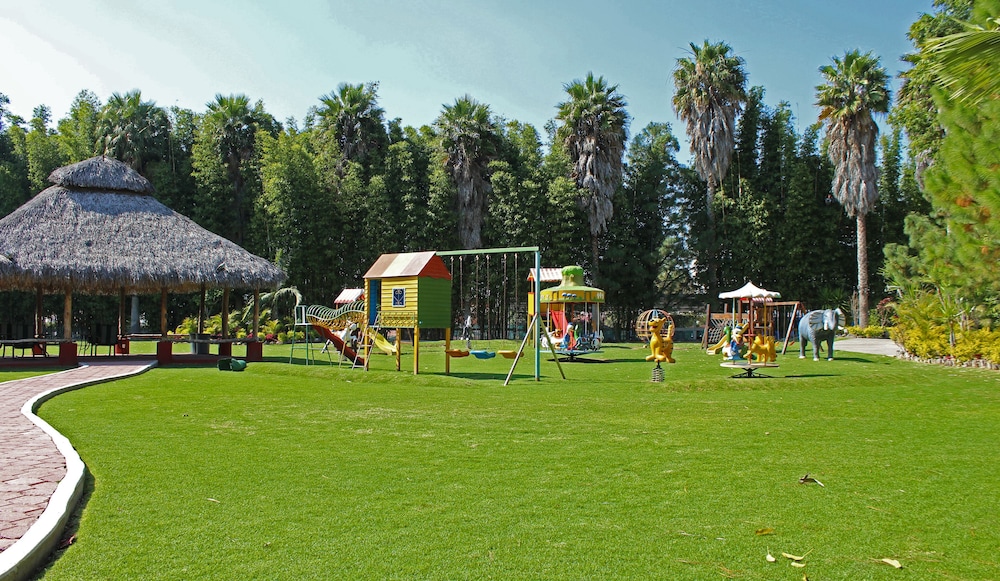 Vista Real Villas