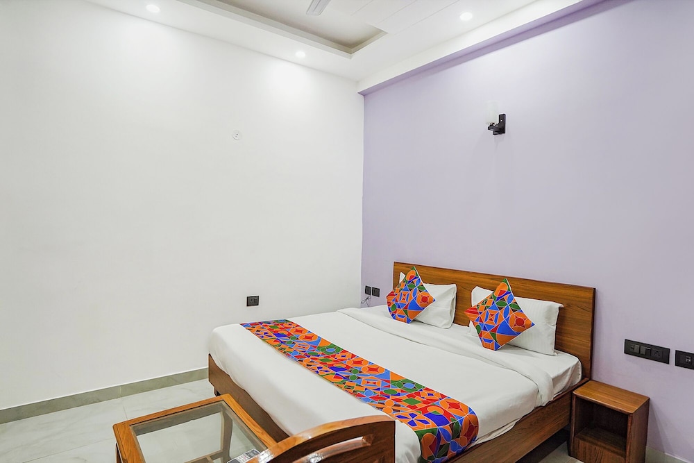 FabHotel Grihum 56