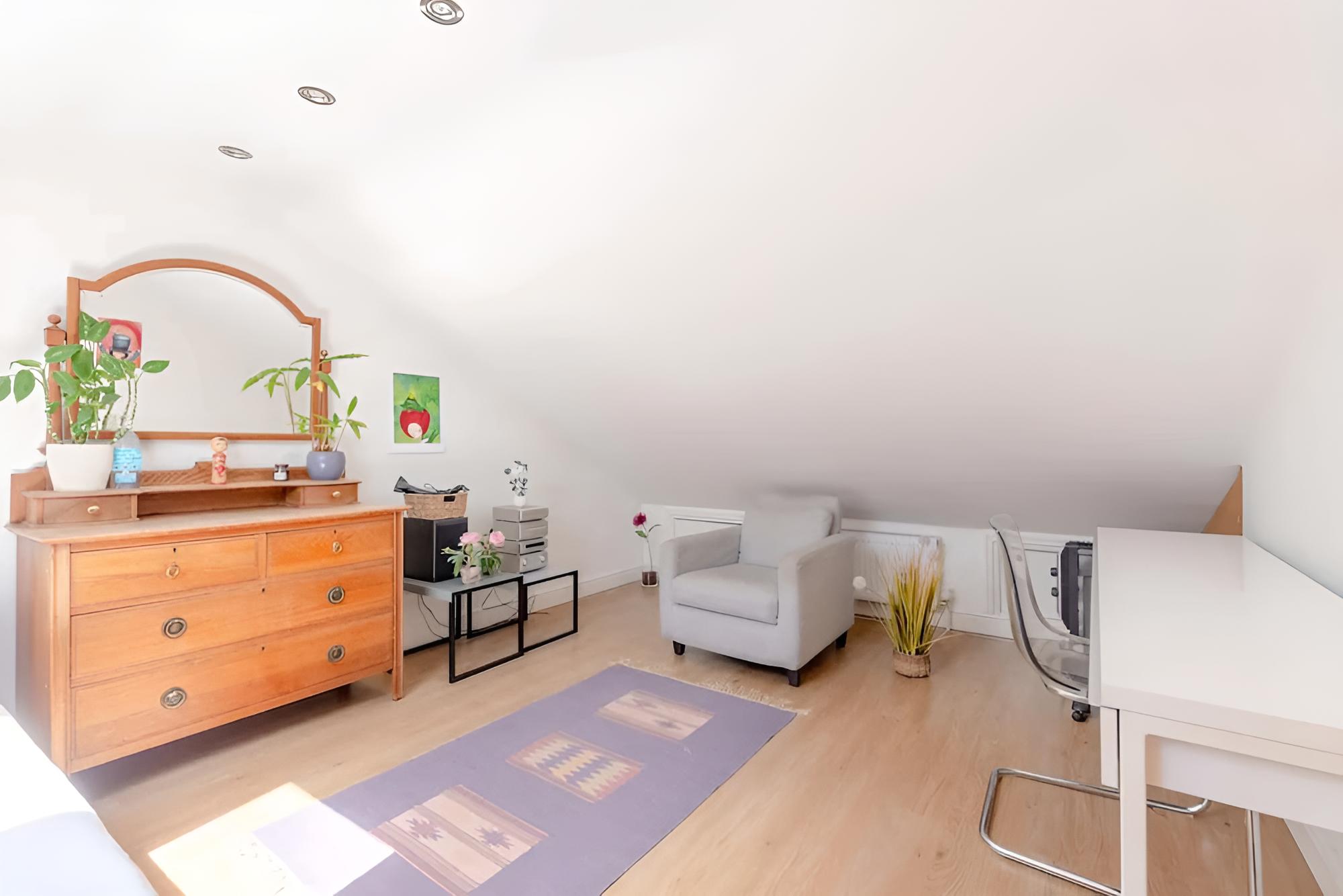 Beautiful 2BD House With Garden - Stoke Newington
