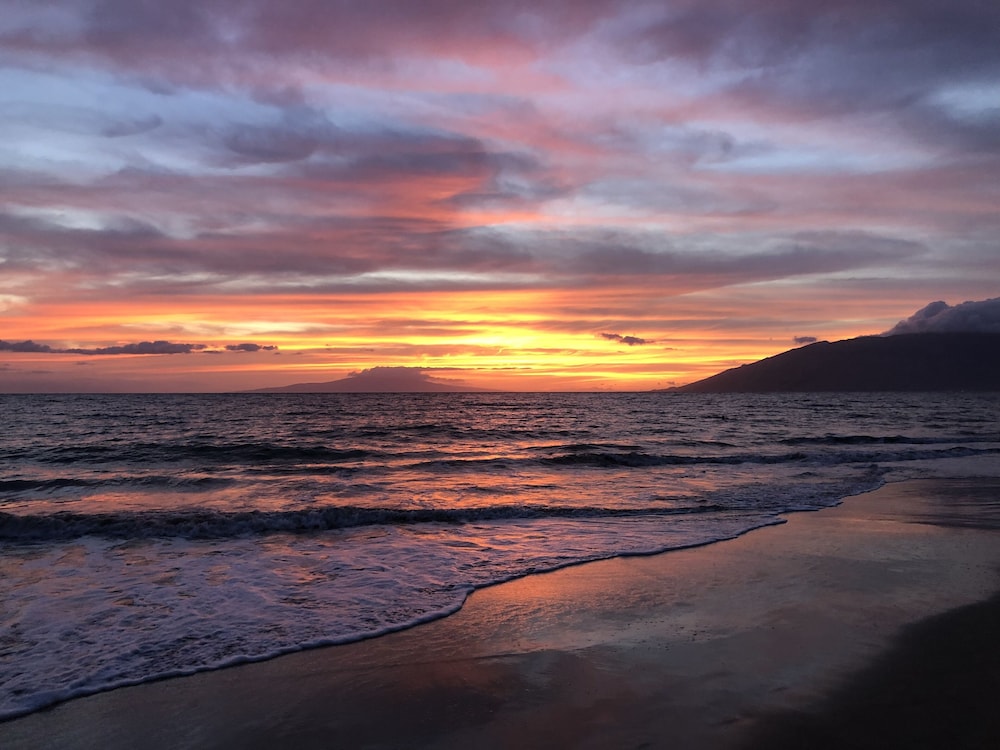 Kihei Akahi C202 2 Bedroom Condo by RedAwning view 5