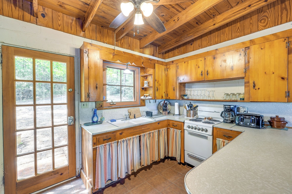 Dock + Stunning Views: Forested Lake Martin Cabin!