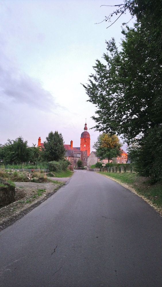Photo 33