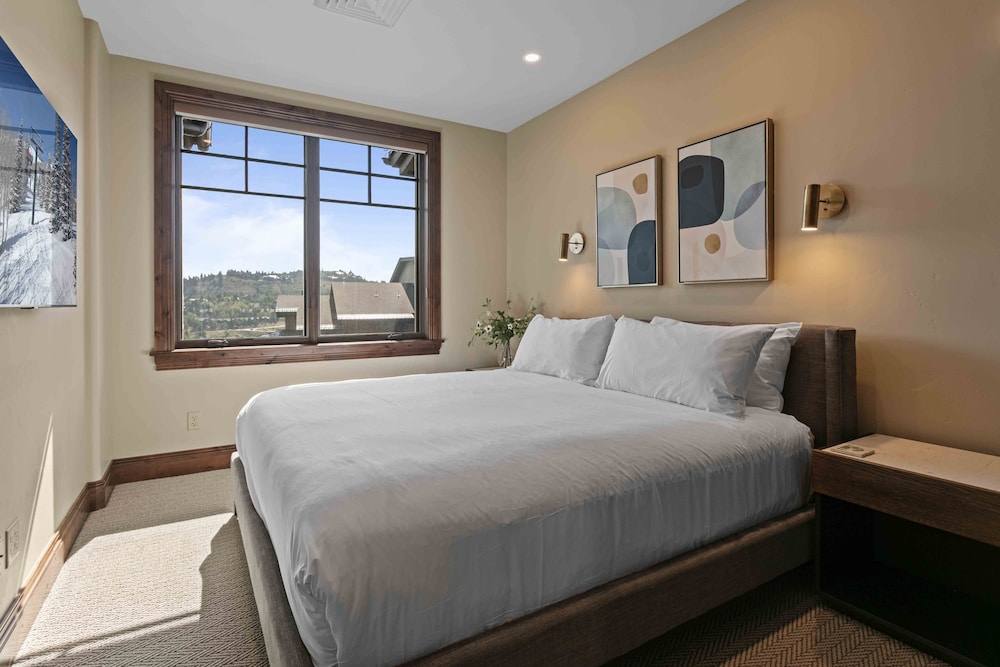 706 - Three Bedroom Deluxe Silver Strike 3 Condo