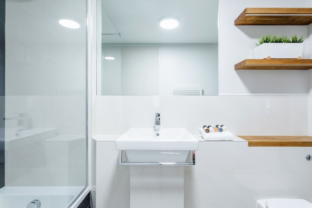 Roomspace Apartments -Marina Place