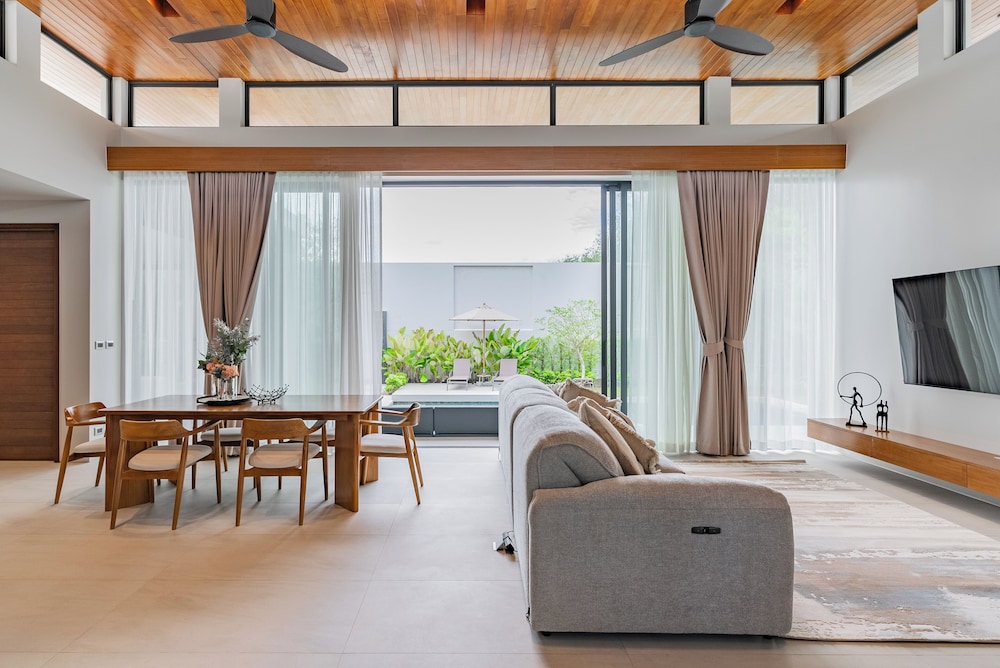 Botanica Modern By Villacarte 159/31