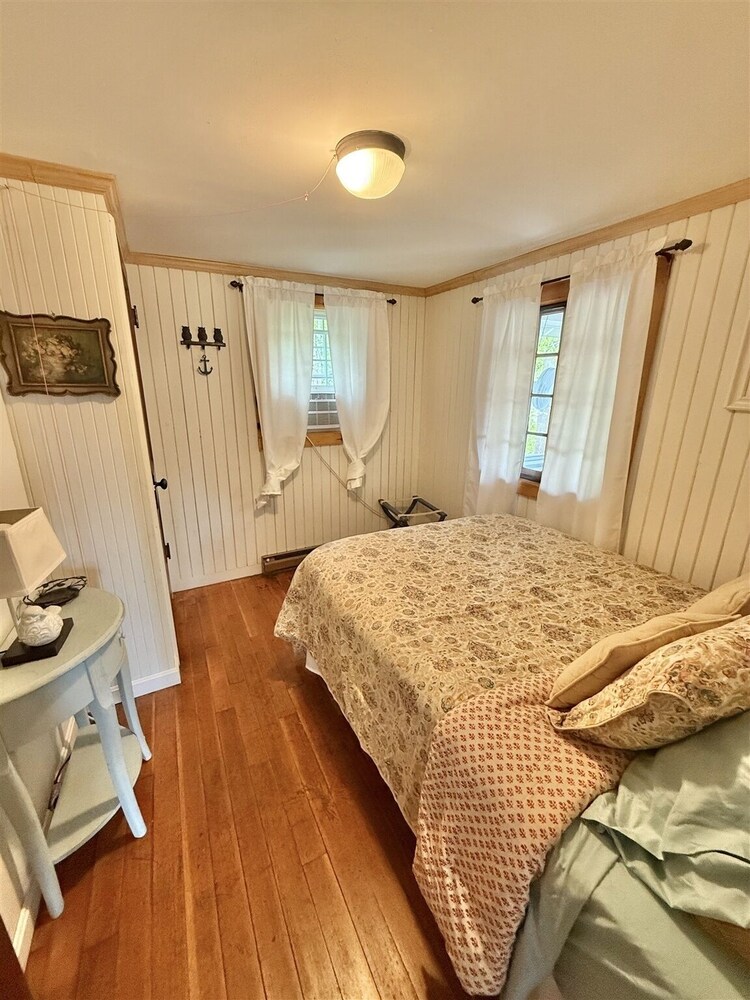 Kendall Cottage Limit 6 3 Bedroom Villa
