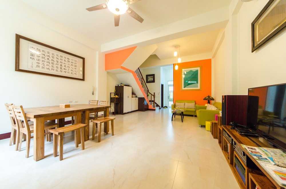 Encounter Hostel