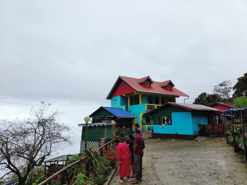 Nambang Homestay Tinchuley