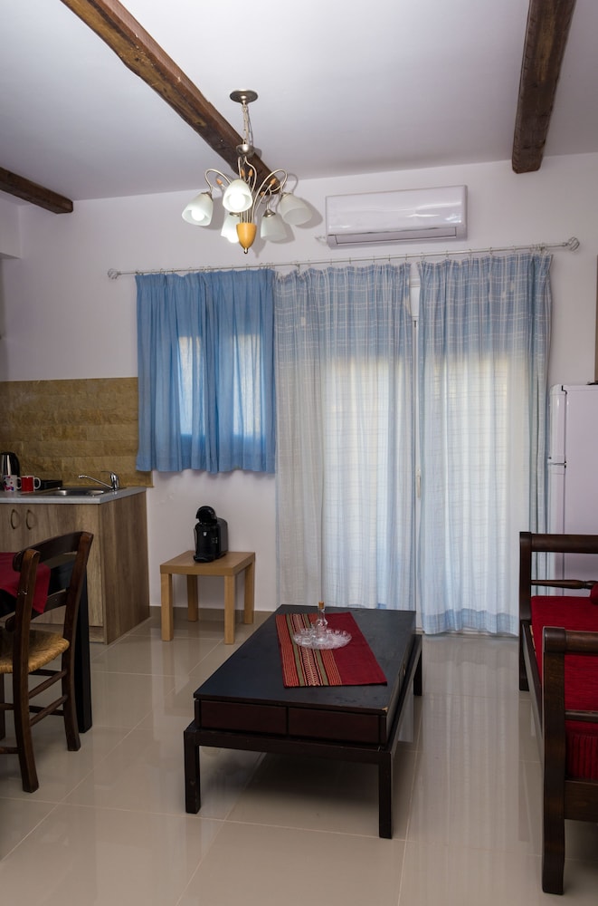 Photo 42