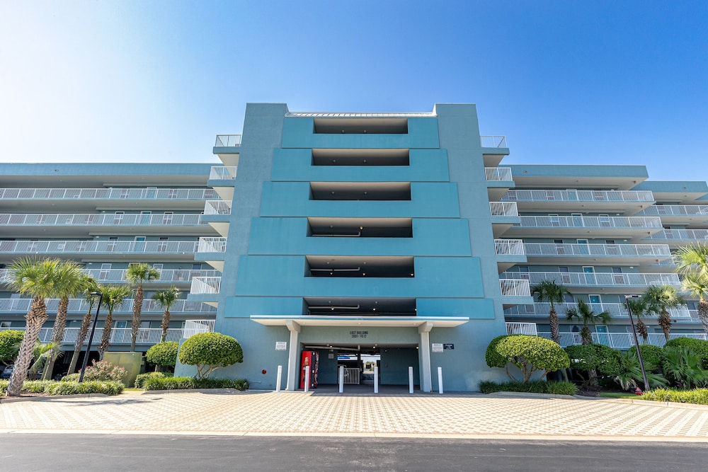 Islander Beach Resort 404 Condo
