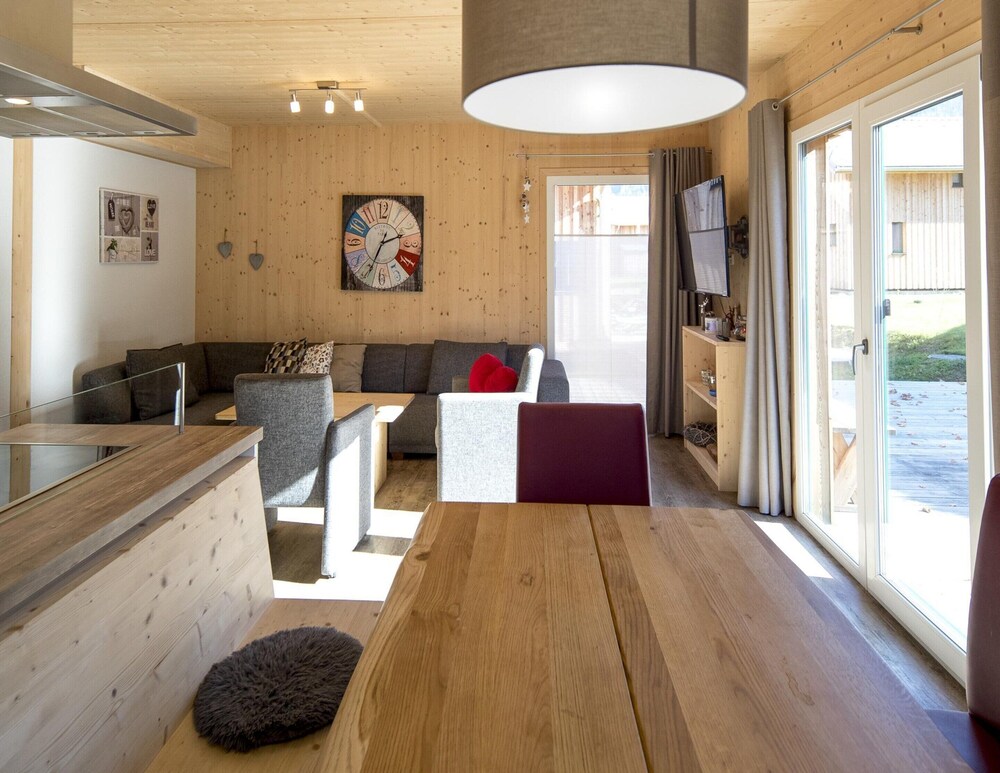 Charming Chalet With Whirlpool
