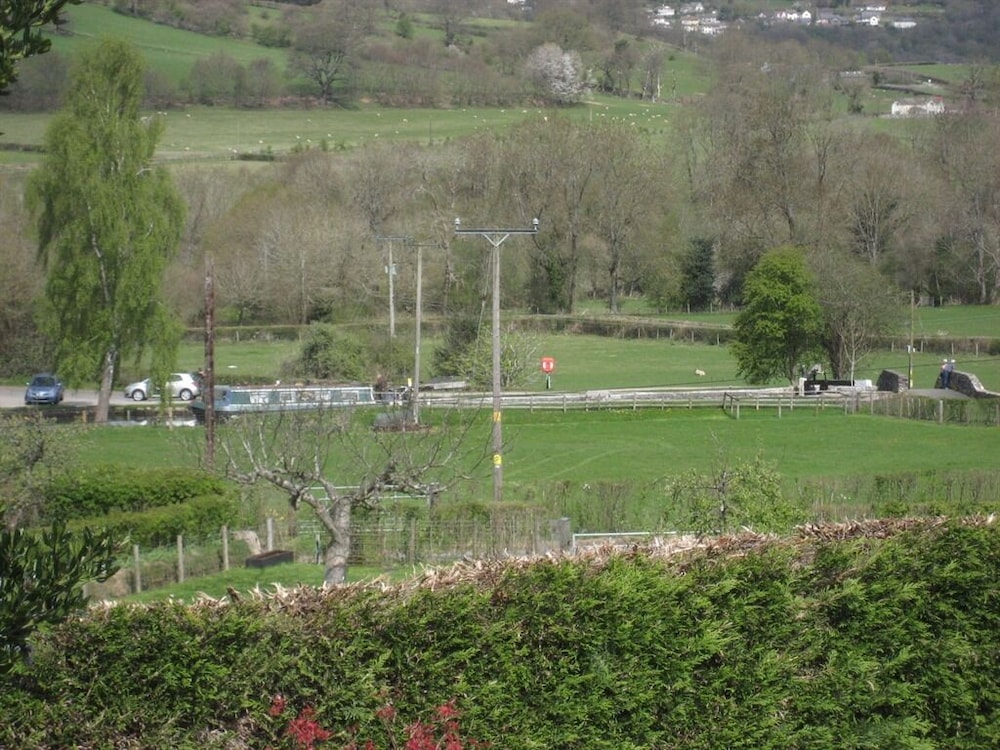 Cae y Rhedyn Annexe