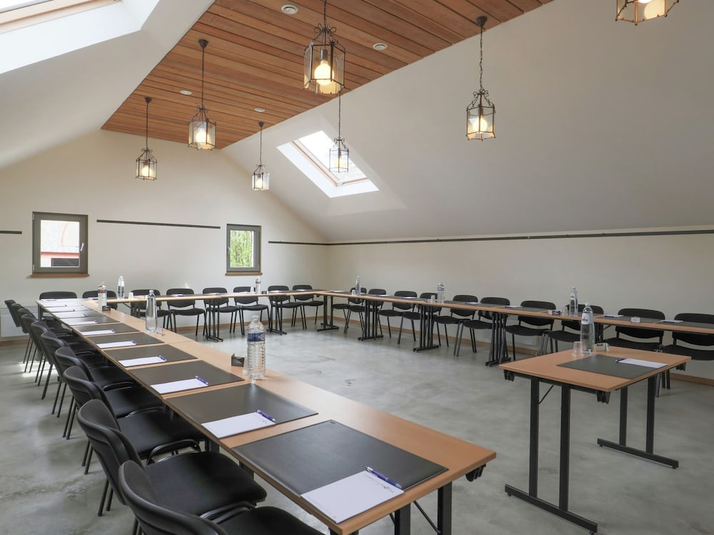 meeting & event spaces