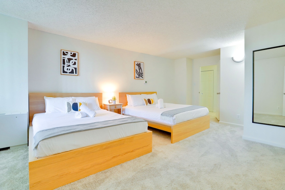 DC Airport Metroline Apartments