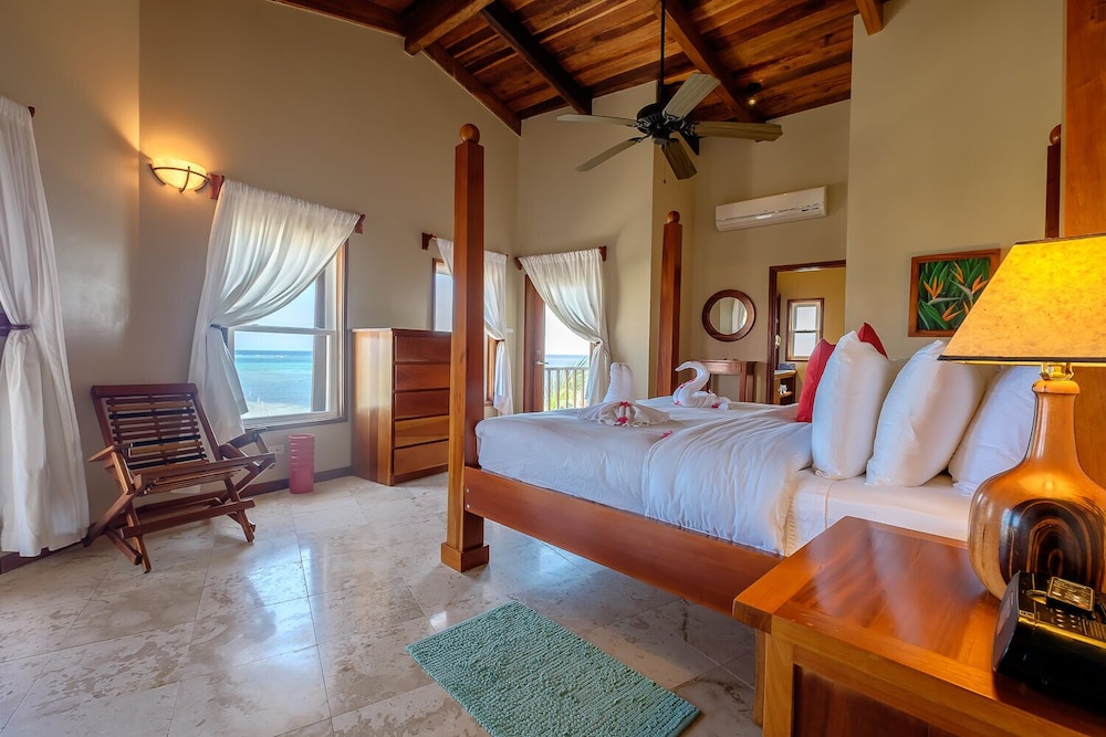 Indigo Belize 1C 3 Bedroom Condo by RedAwning