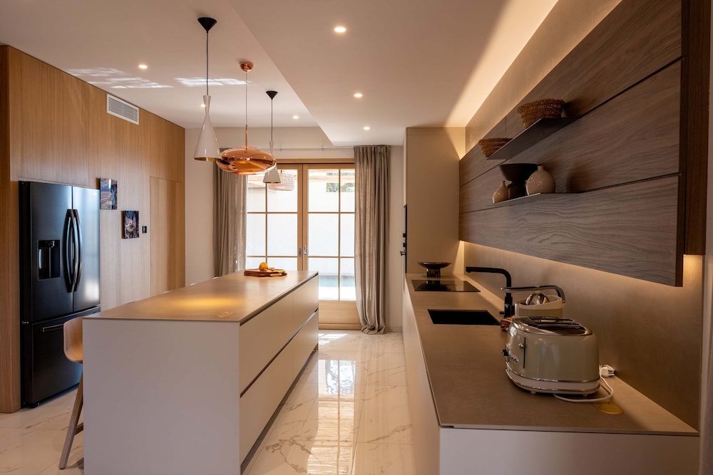 Luxury Villa a Nepita Beach Access Through the Maquis