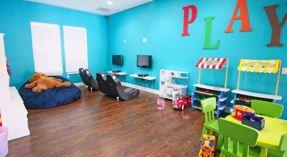 Lucaya Village 5370 - Image 4