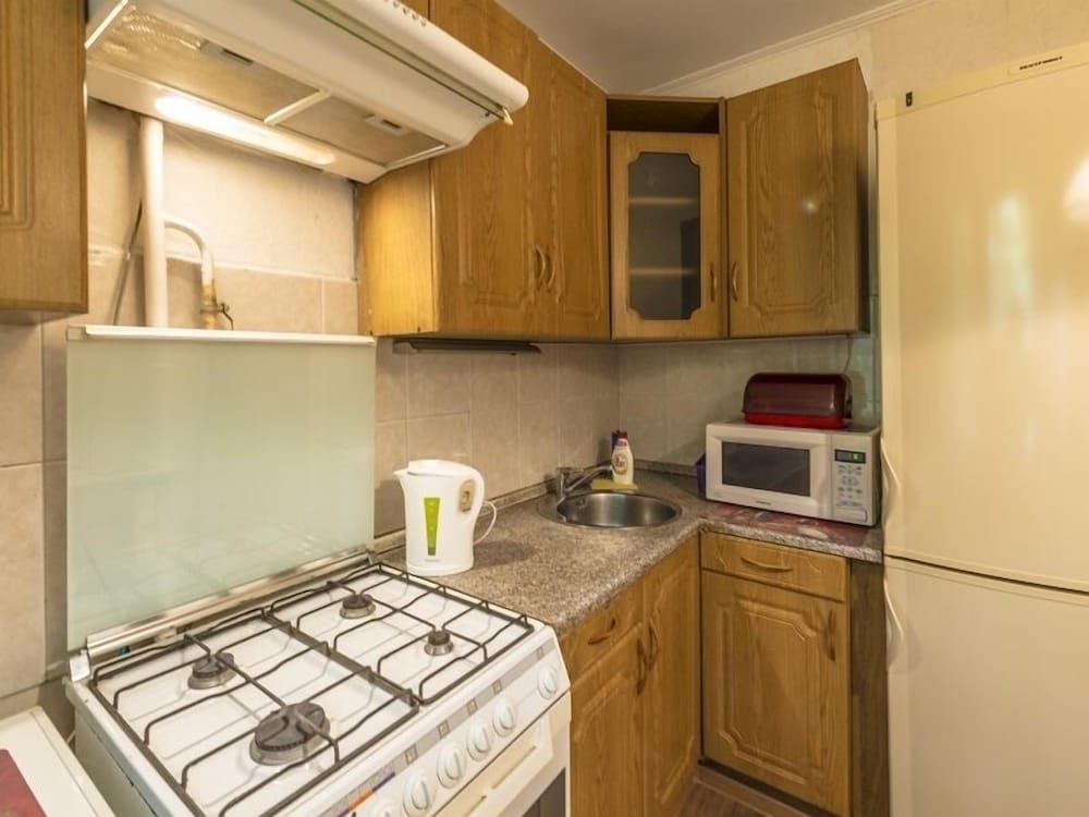 Apartment - Profsoyuznaya 98