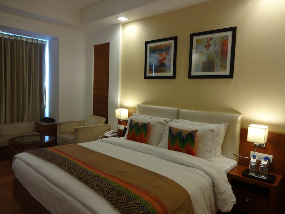 Fortune Park Orange, Sidhrawali, Gurugram - Member ITC Hotels' Group
