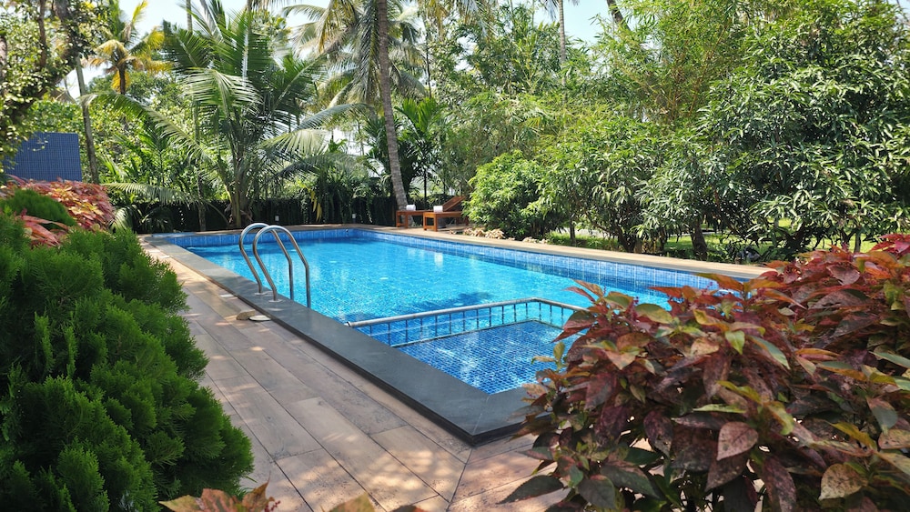 Mango Lantern Villa, Kollam