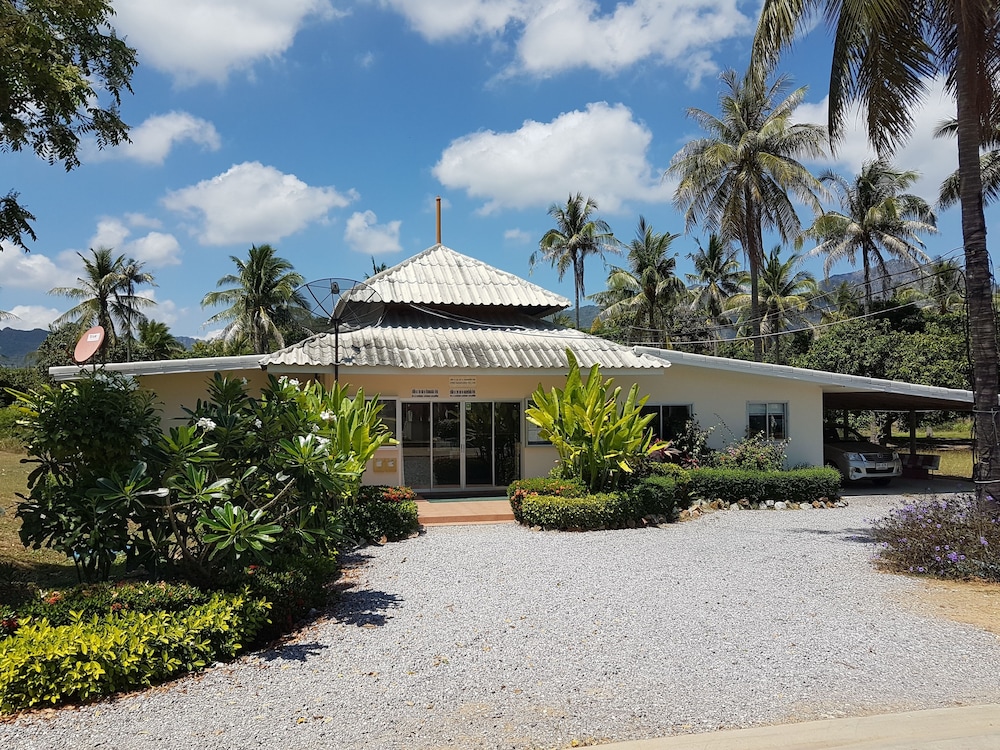 Talay Tara Resort