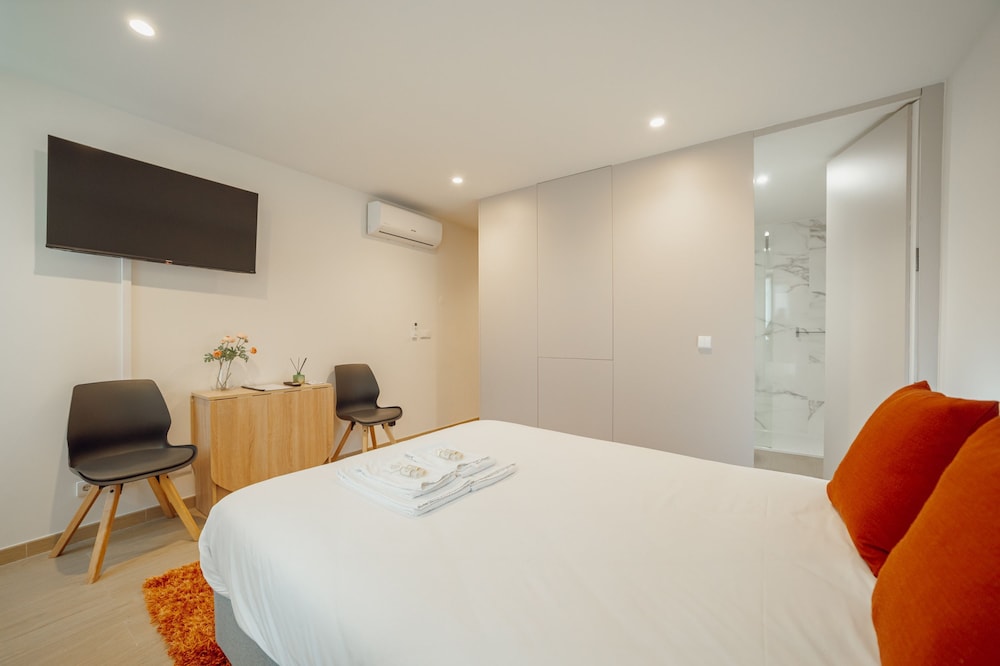 Carmo Residence Porto - SRA DO Carmo by Vacationy