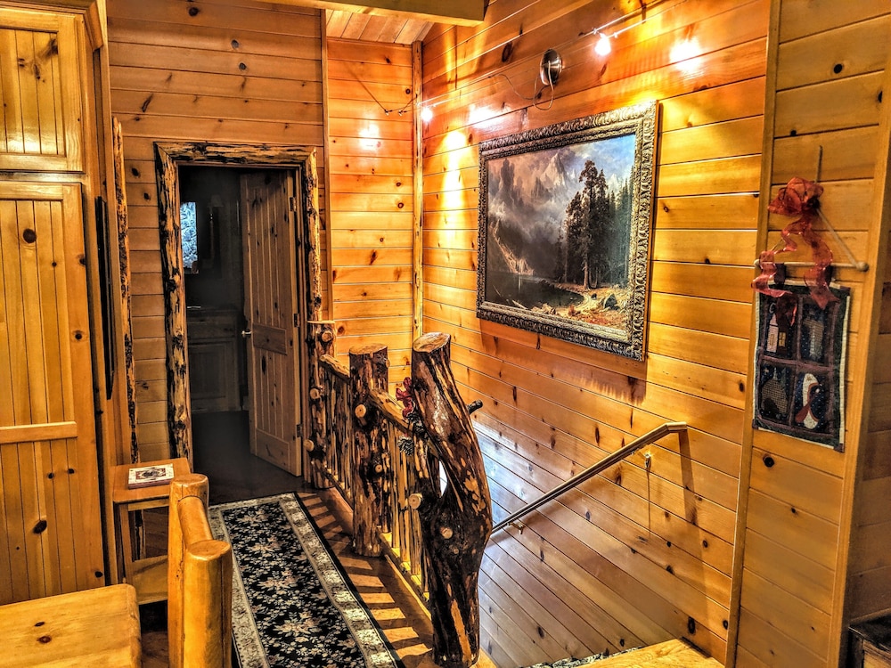 Snow Summit Townhouse Rentals & Sales