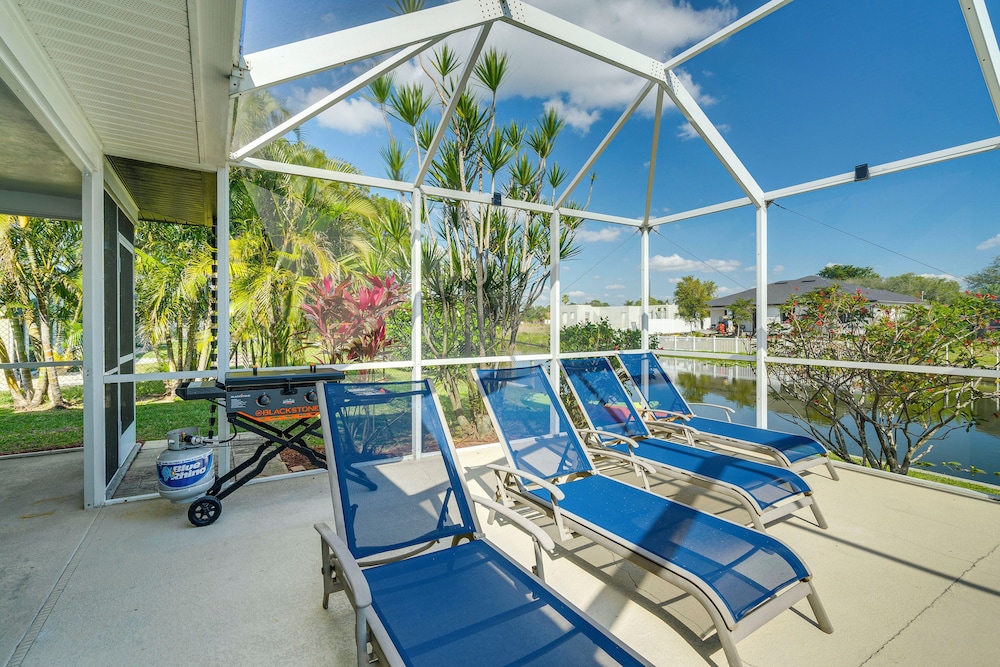 Canal-front Gem w/ Hot Tub, Foosball in Cape Coral