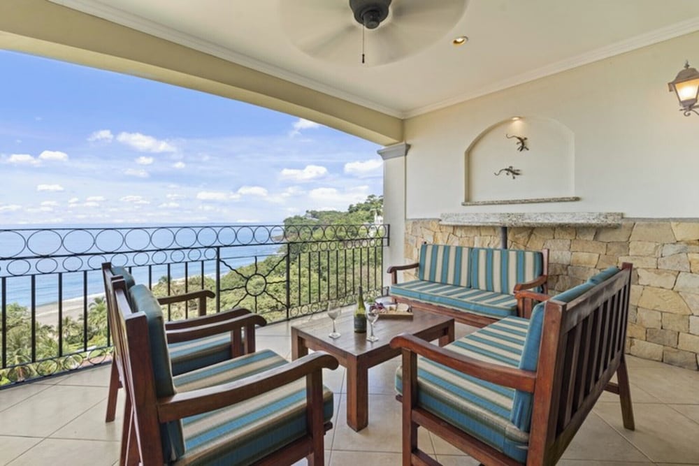 Stunning Condo with Panoramic Beach, Ocean, and Mountain Views in Playa Flamingo
