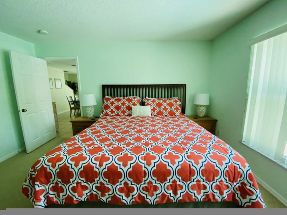 The Sunshine Home in Haines City