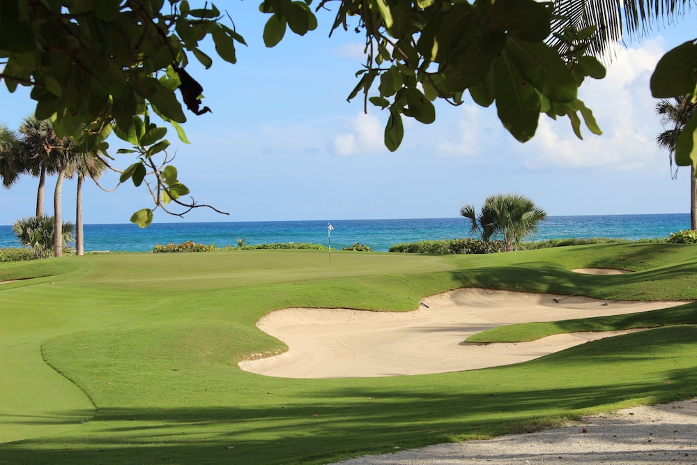 Punta Palmera Cap Cana by Essenza Retreats
