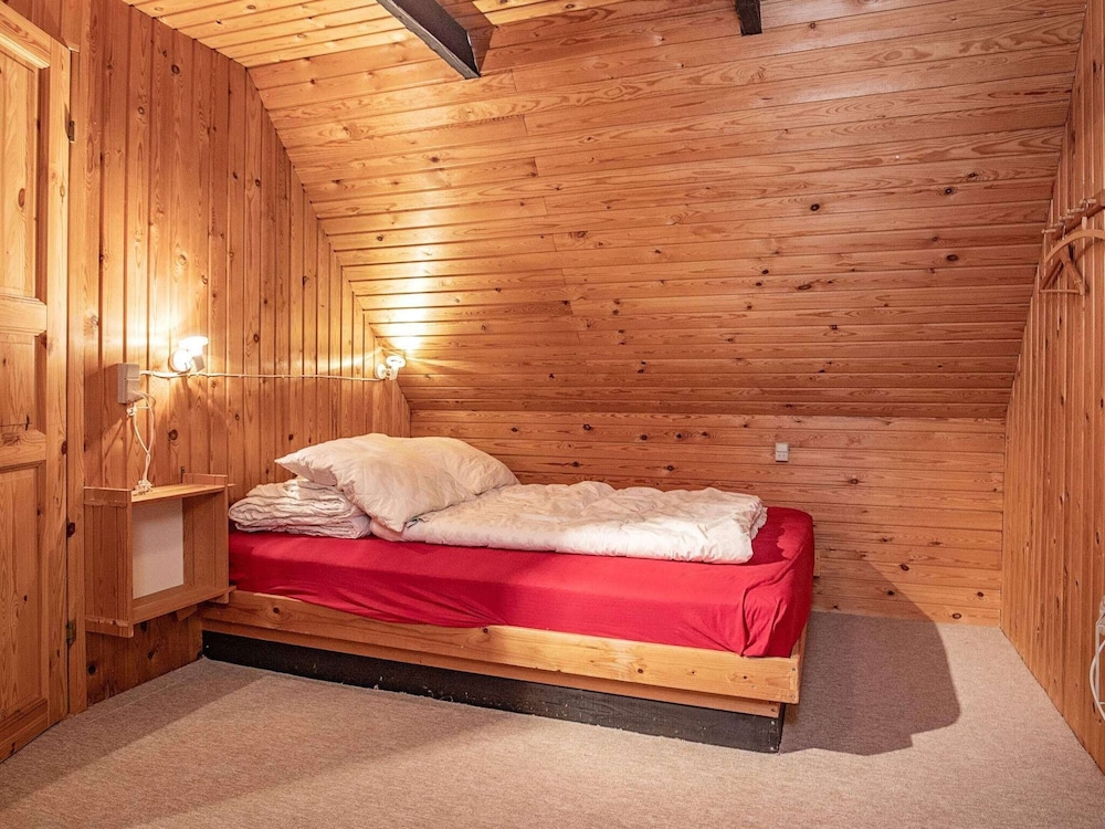 10 Person Holiday Home in Fur