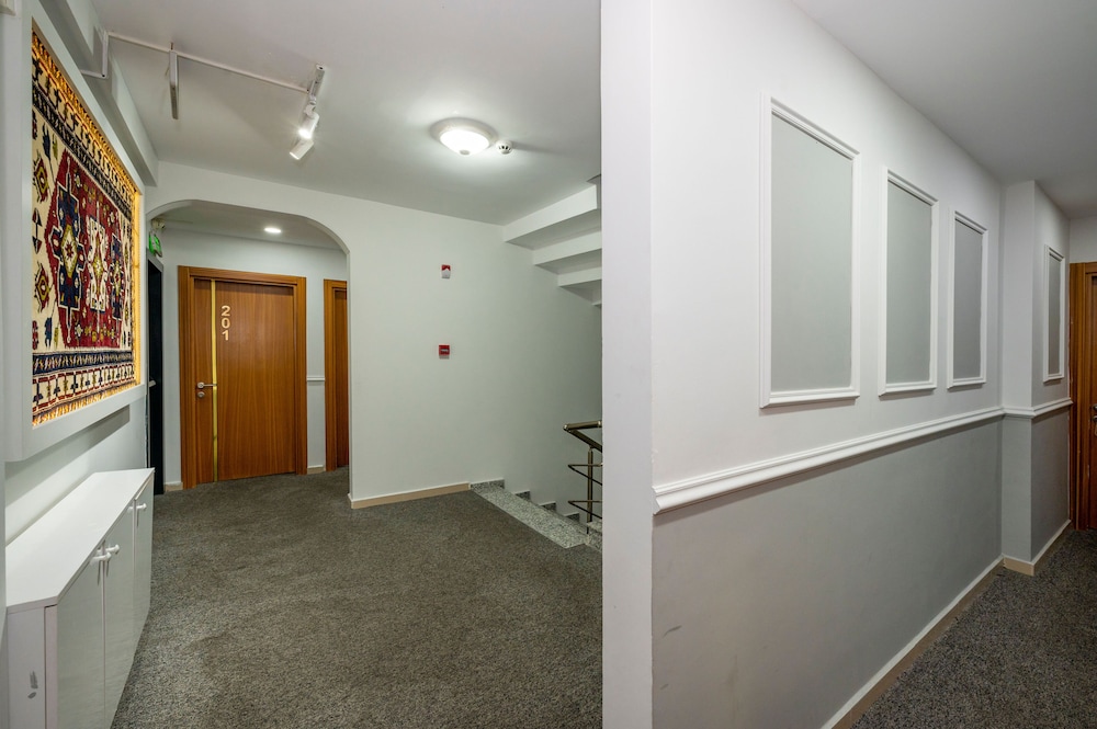 Green Garden Otel - Image 49