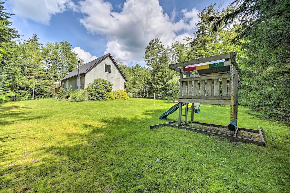 Newly Renovated Home w/ Hot Tub, Deck & EV Charger