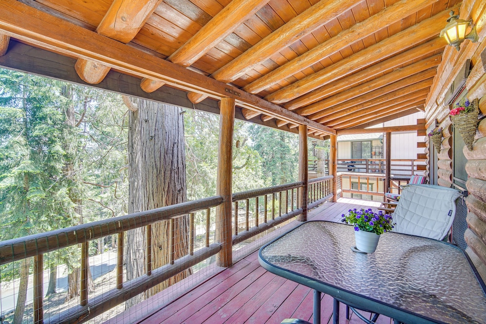 Crestline Area Vacation Rental Cabin w/ Decks!