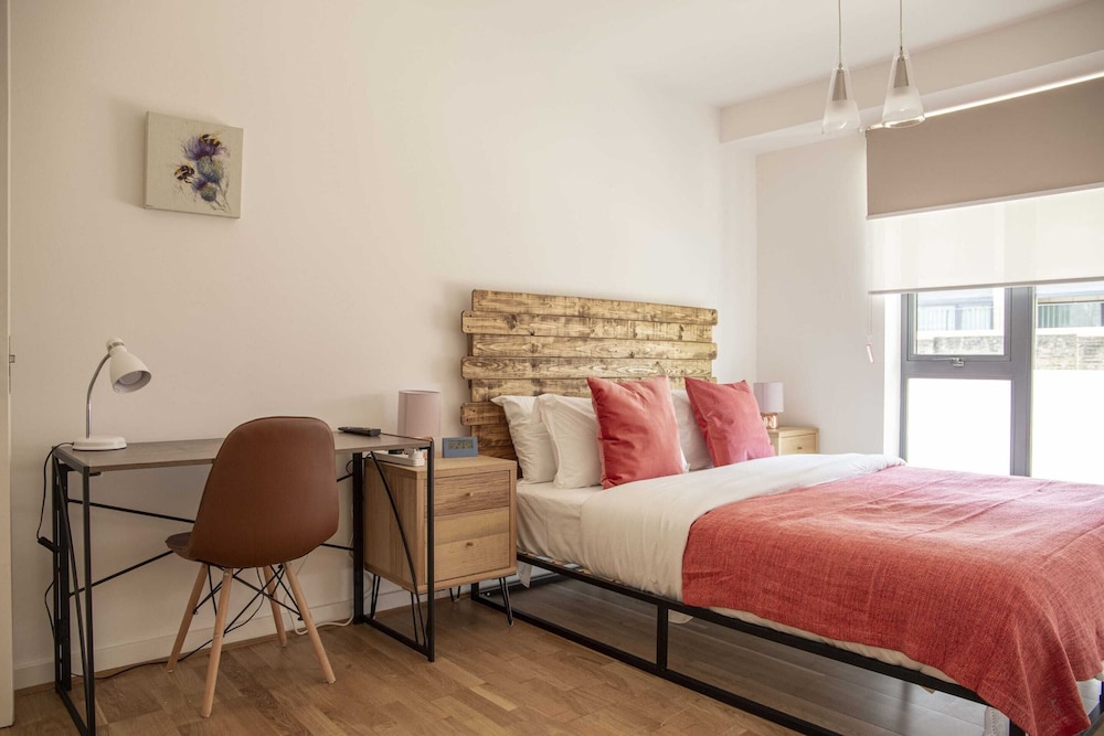 Modern Wandsworth Apartment