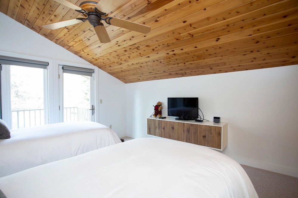 Trail's End Lodge at Deer Valley Resort - Three Bedroom Residence with Spa #506 3 Condo
