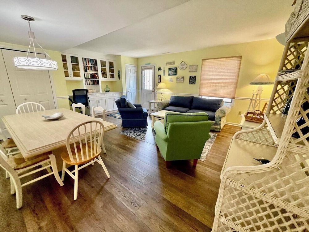 Bayard Avenue 218
