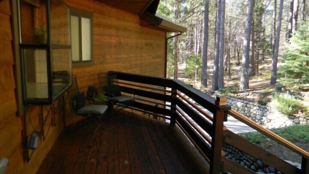 Yosemite Scenic Wonders - Wawona Area