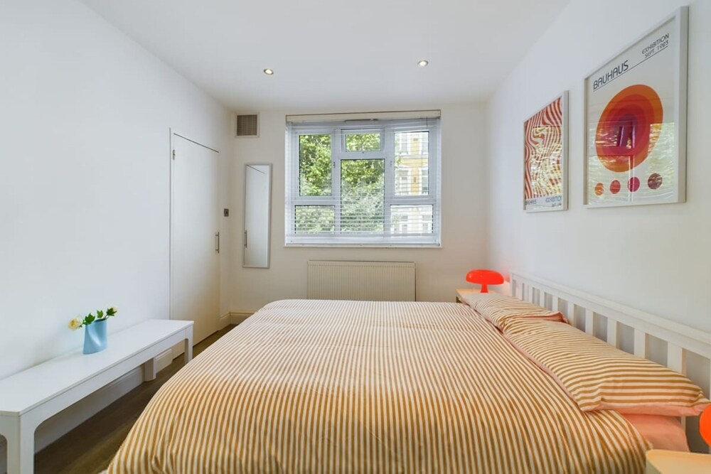 The Earl s Court Hideaway - Warm 3bdr House